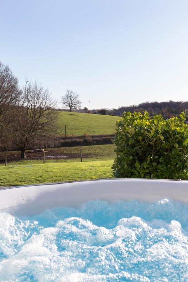 The Retreat, Sauna & Hot Tub, Charming & Cosy Gem Blandford Forum Exterior photo